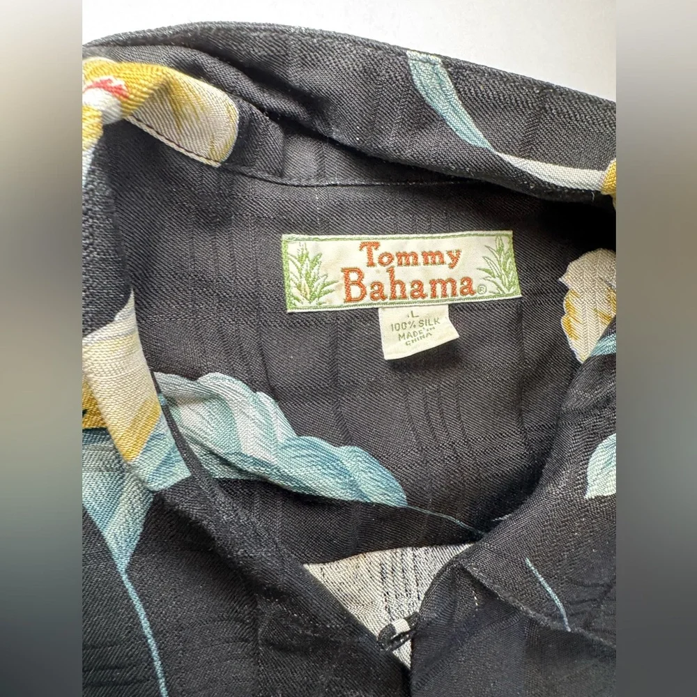 Tommy Bahama floral 100% silk shirt men’s large - Picture 2 of 7